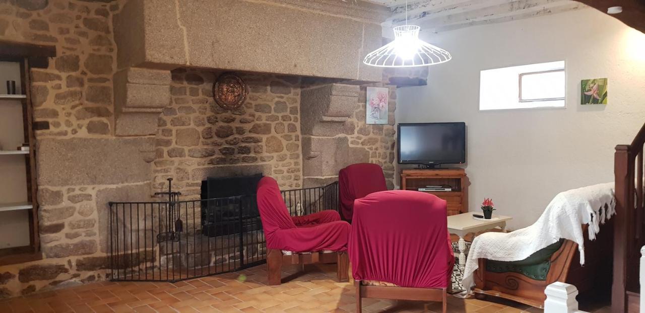 La Campagne Bretonne Vila Parigné Exterior foto